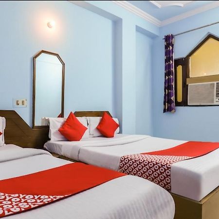 Hotel Raj Hans Dx 新德里 外观 照片
