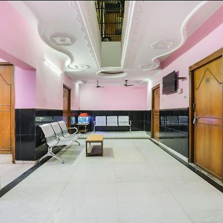 Hotel Raj Hans Dx 新德里 外观 照片