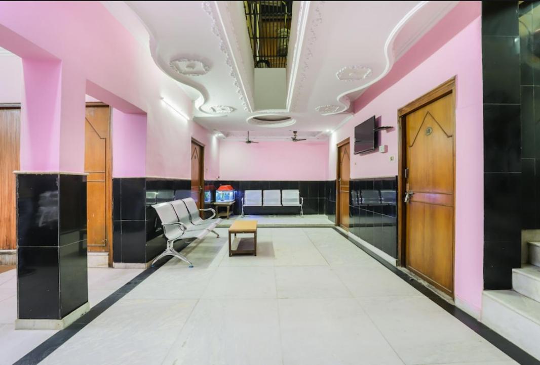 Hotel Raj Hans Dx 新德里 外观 照片